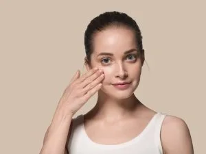 Under Eye Fillers For Dark Circles In Delhi | Under Eye Hollows Treatment in Delhi #1