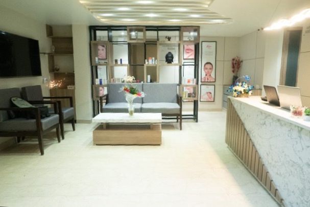 The exterior view of The Face Clinic in Delhi, featuring modern architecture, clean signage, and a welcoming entrance that reflects its premium aesthetic services.